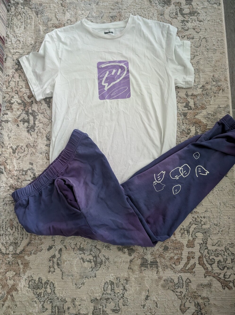 TWITCH Top/Joggers Bundle New